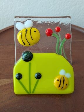 Fused Art Glass Night Light Spring Bees Red Flowers 4"
